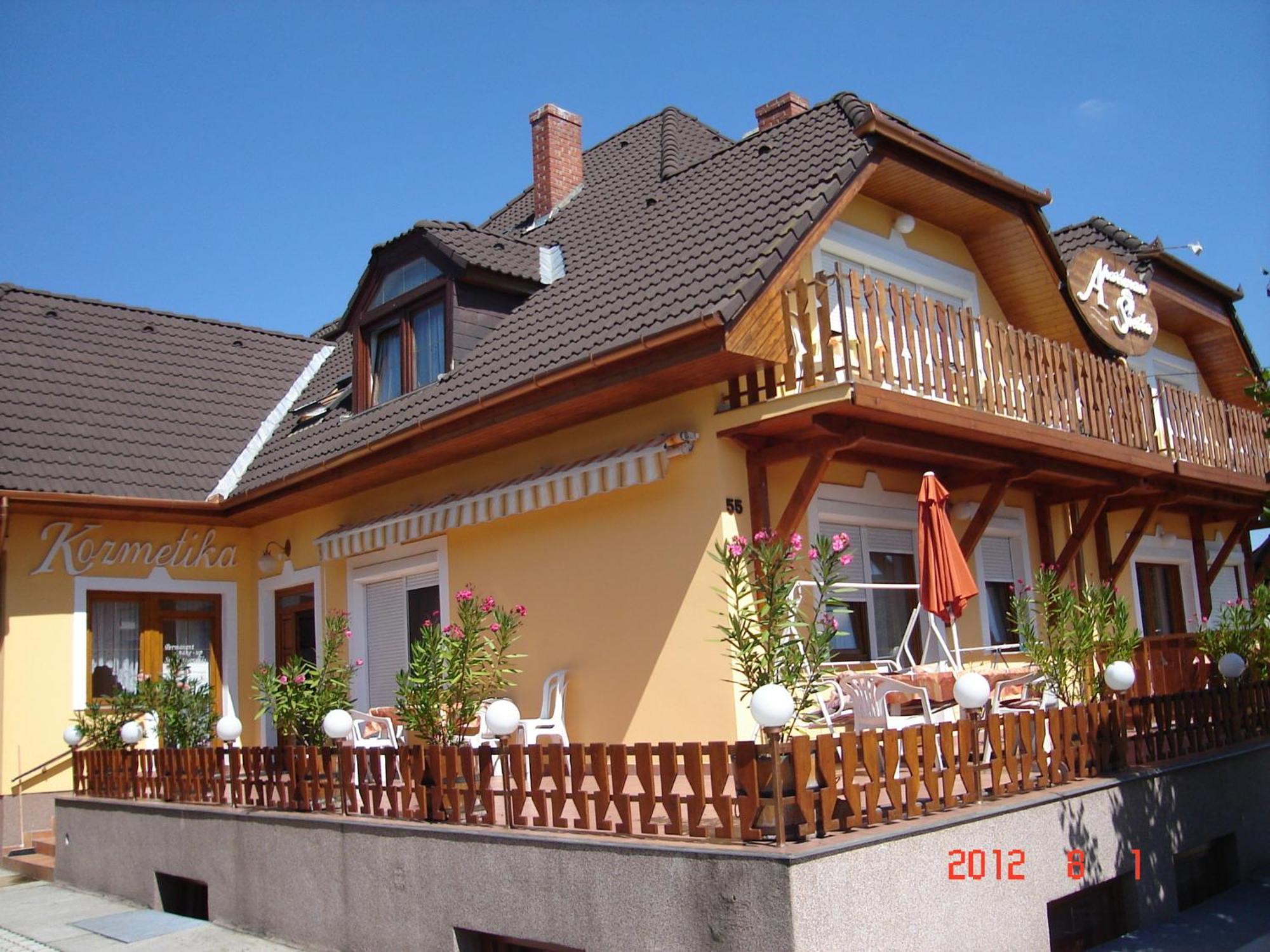 Apartman Siesta Buek - Buekfuerdo Exterior photo
